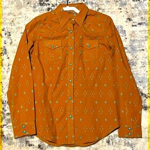 Wrangler button up